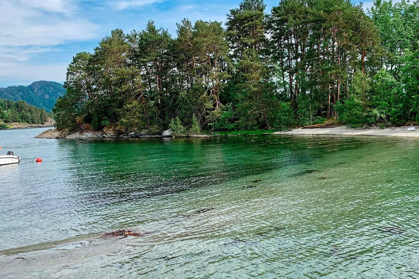Seaside Serenity in Hardangerfjord-By Traum-Outdoor