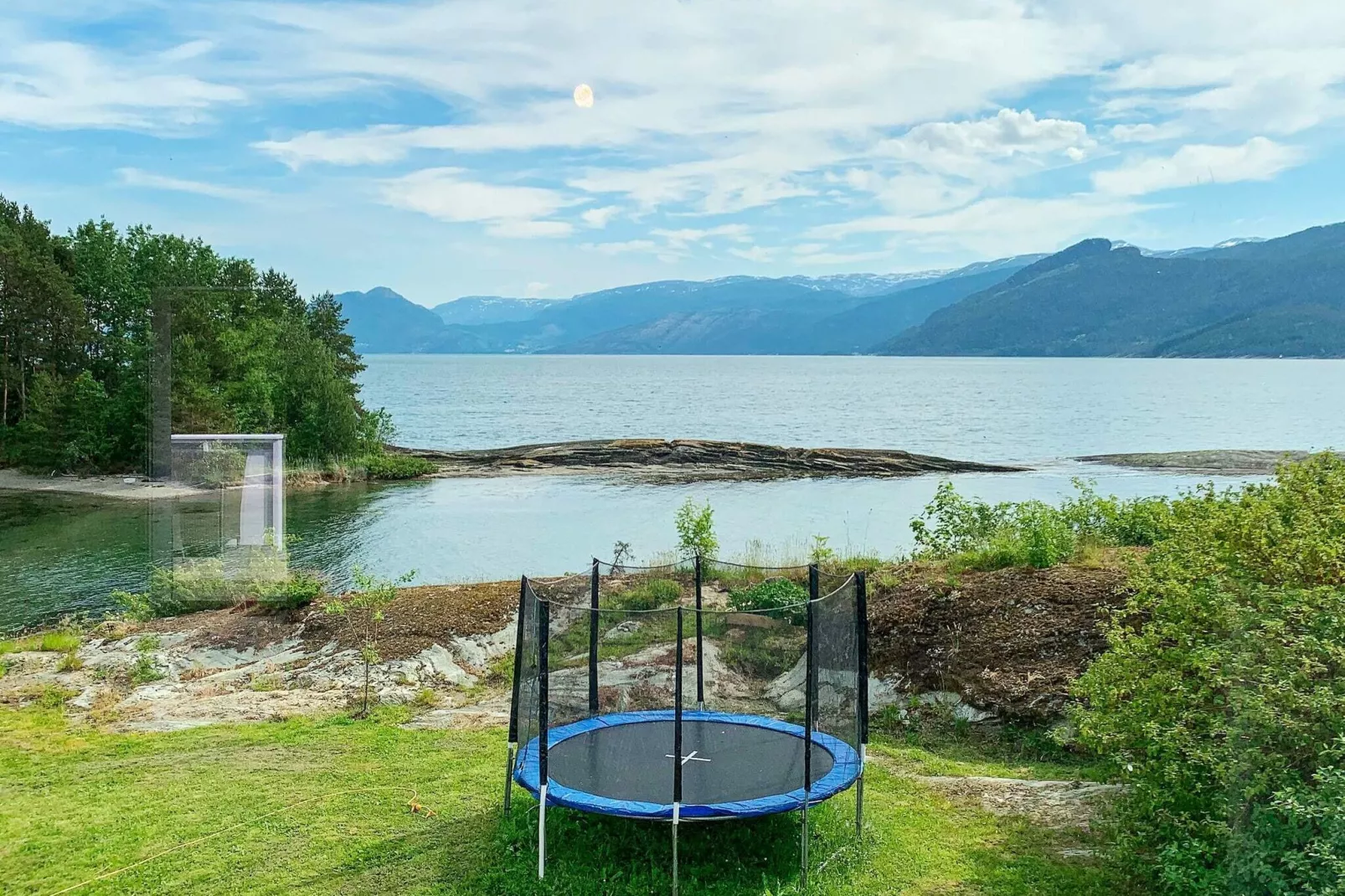 Seaside Serenity in Hardangerfjord-By Traum-Not tagged