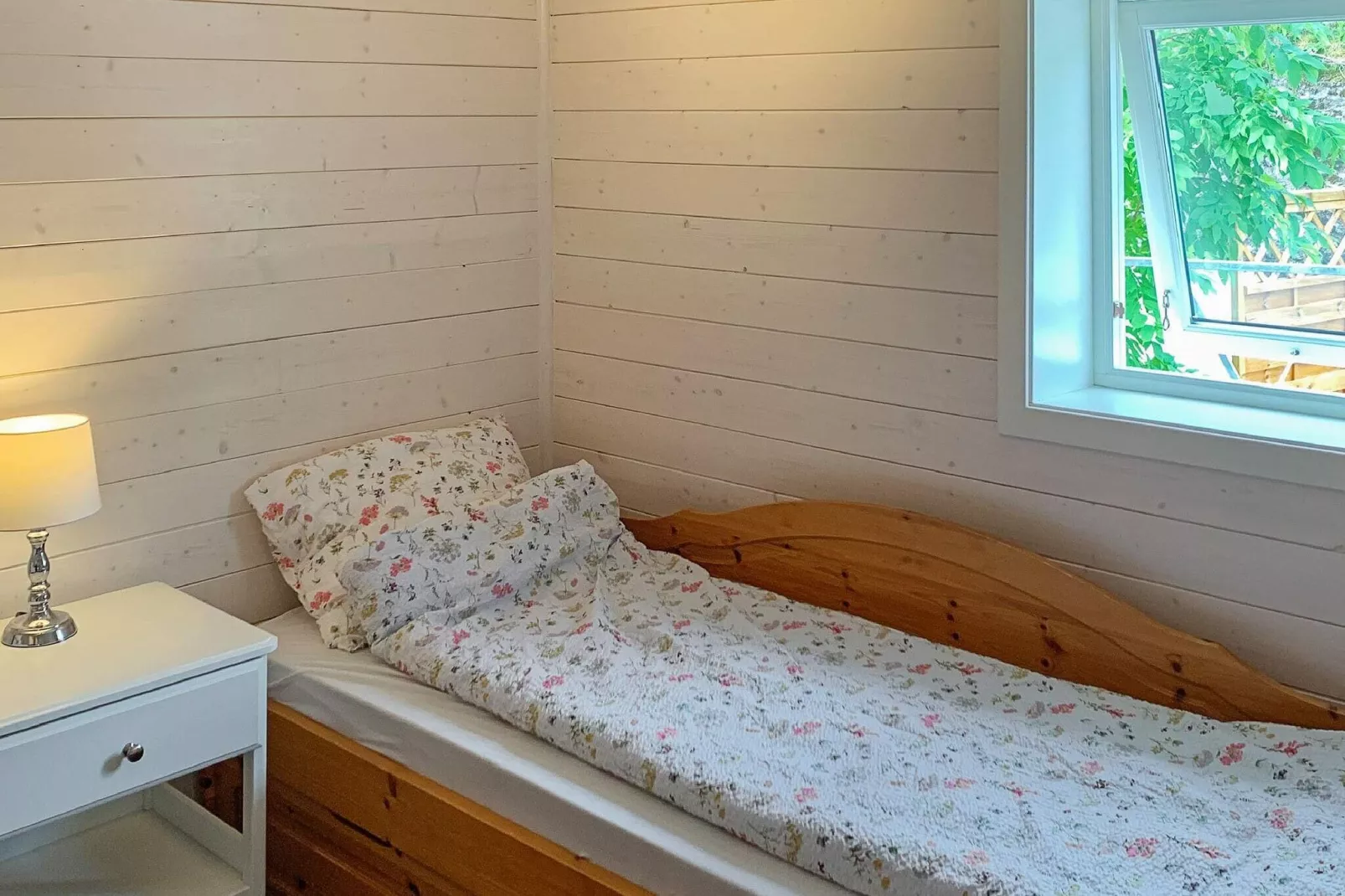 Seaside Serenity in Hardangerfjord-By Traum-Indoor