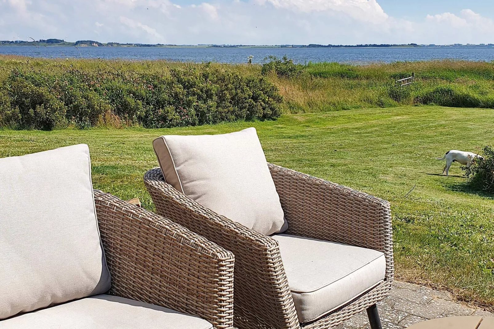 Cozy Fjord View Retreat-By Traum-Outdoor