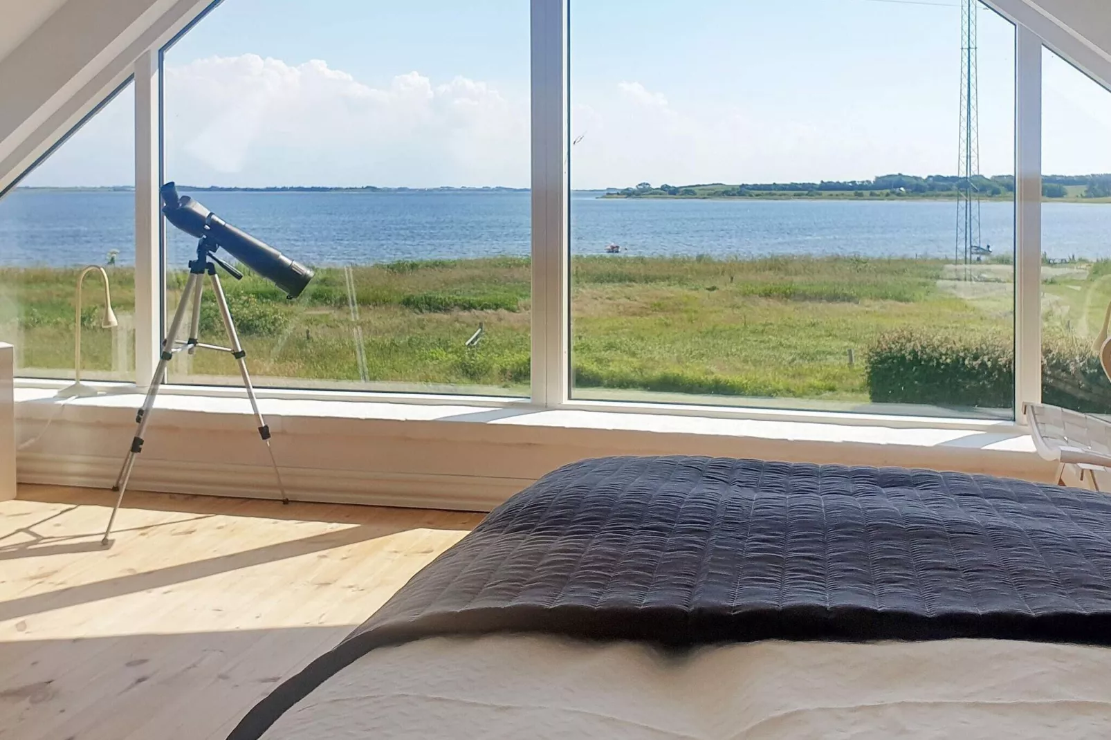 Cozy Fjord View Retreat-By Traum-Indoor