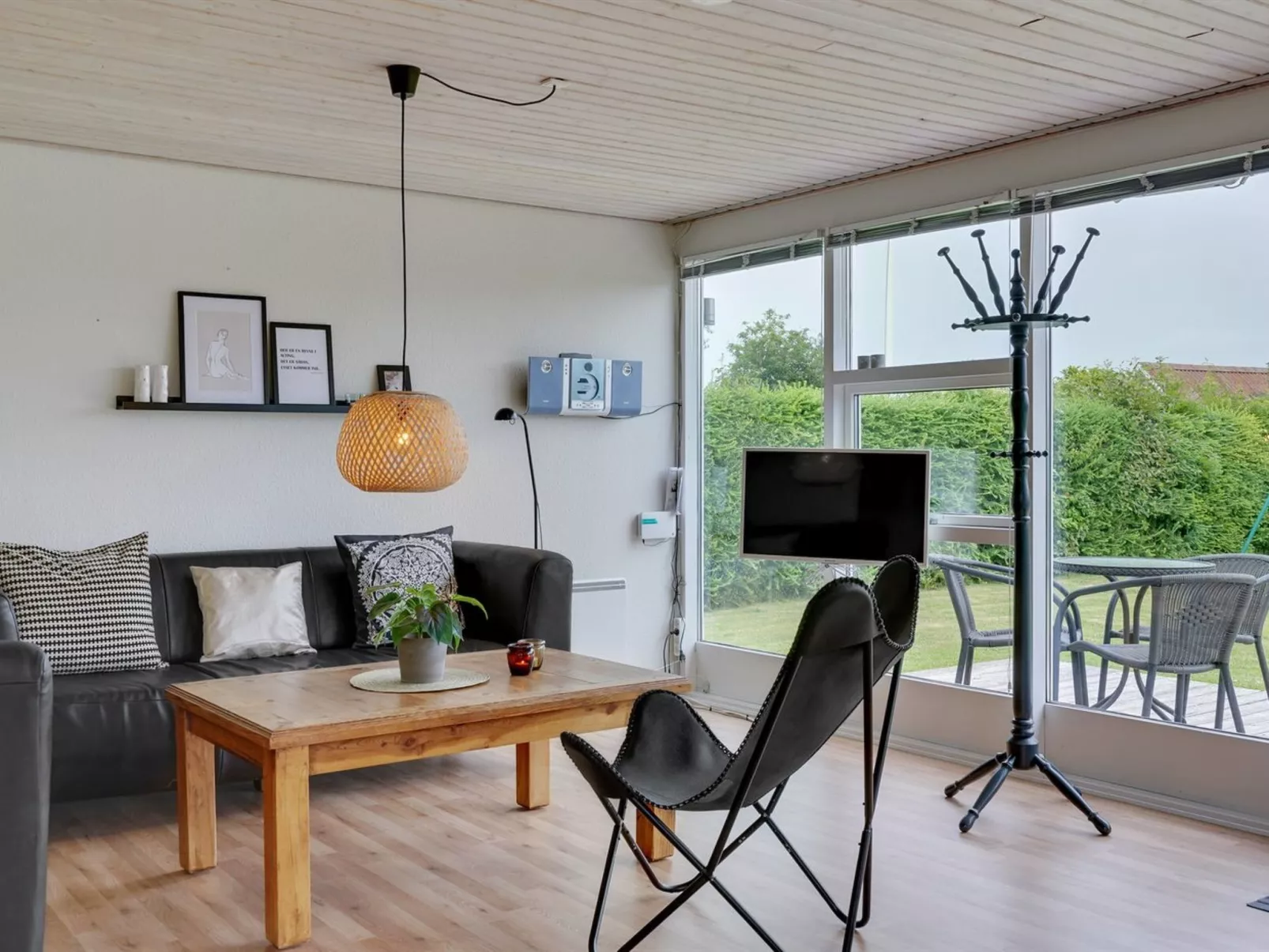 "Blesse" - 250m from the sea-Inside