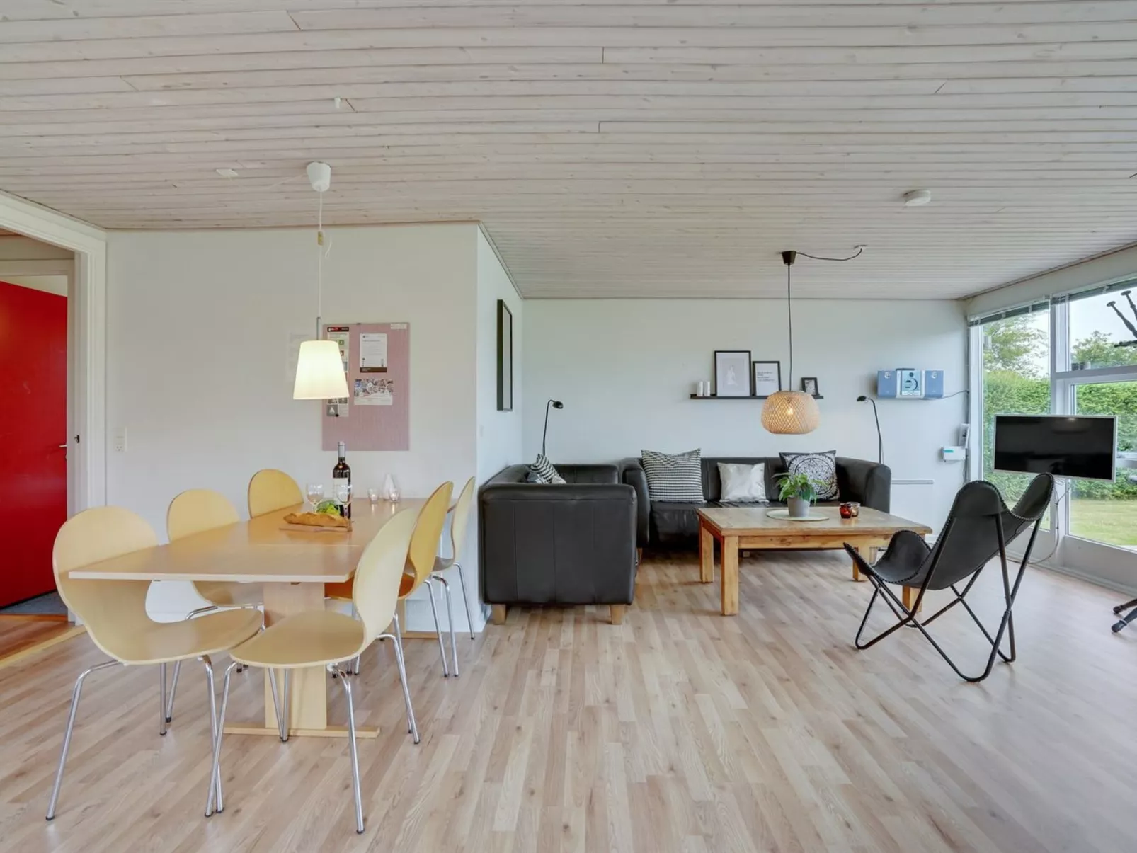 "Blesse" - 250m from the sea-Inside