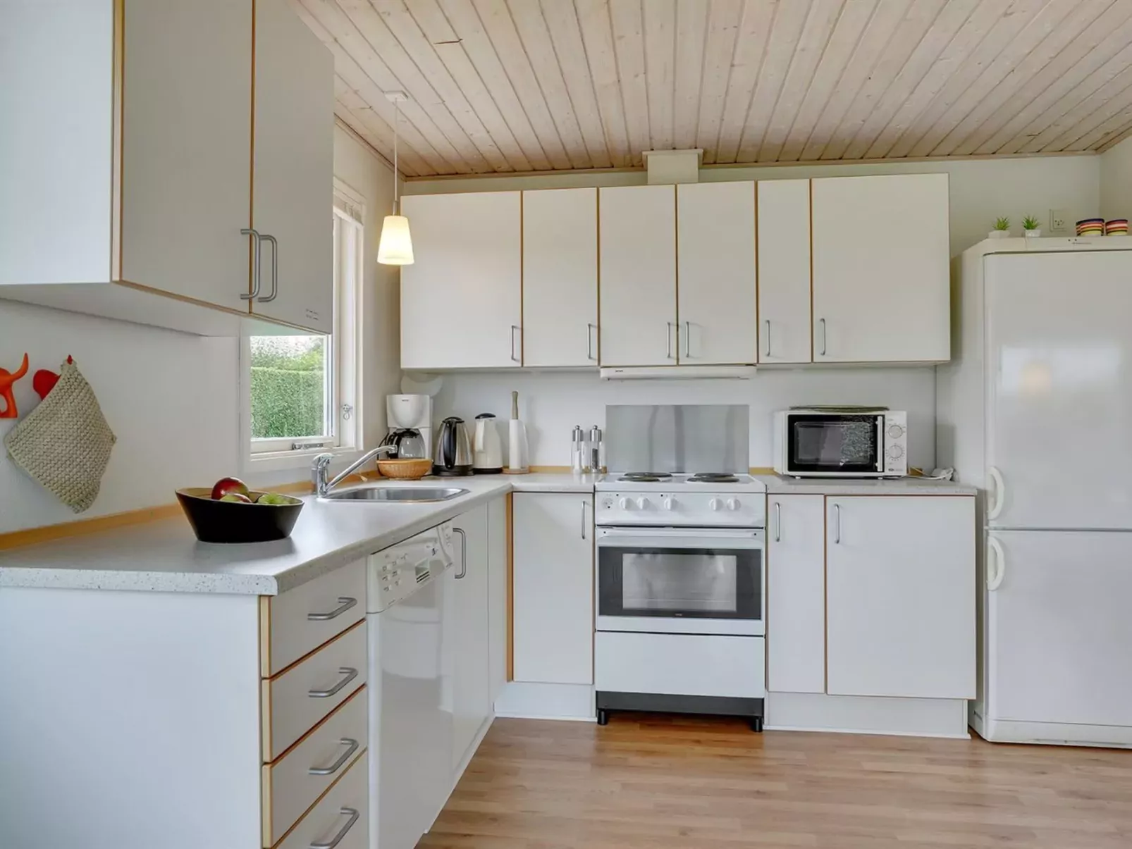 "Blesse" - 250m from the sea-Inside