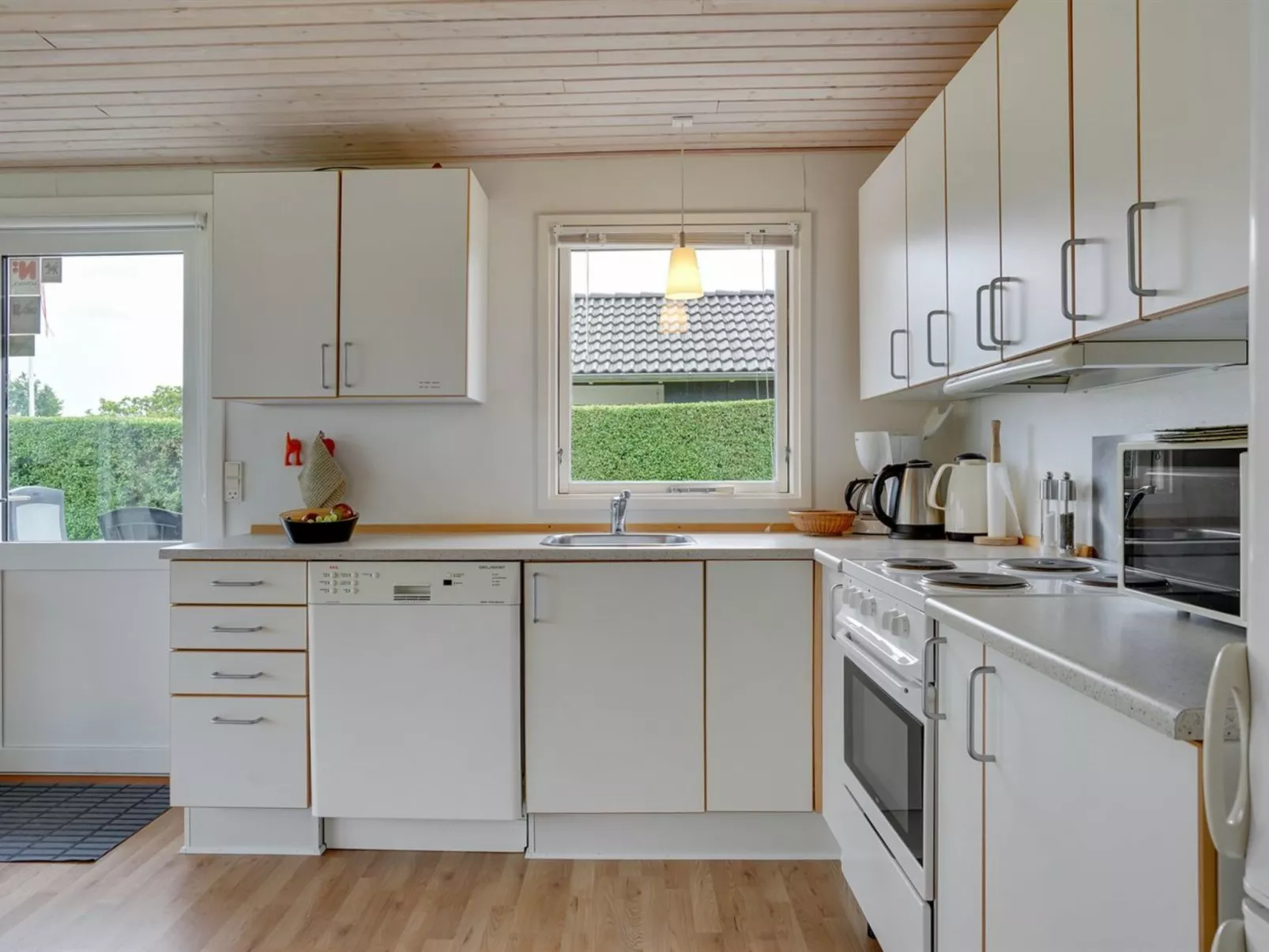 "Blesse" - 250m from the sea-Inside