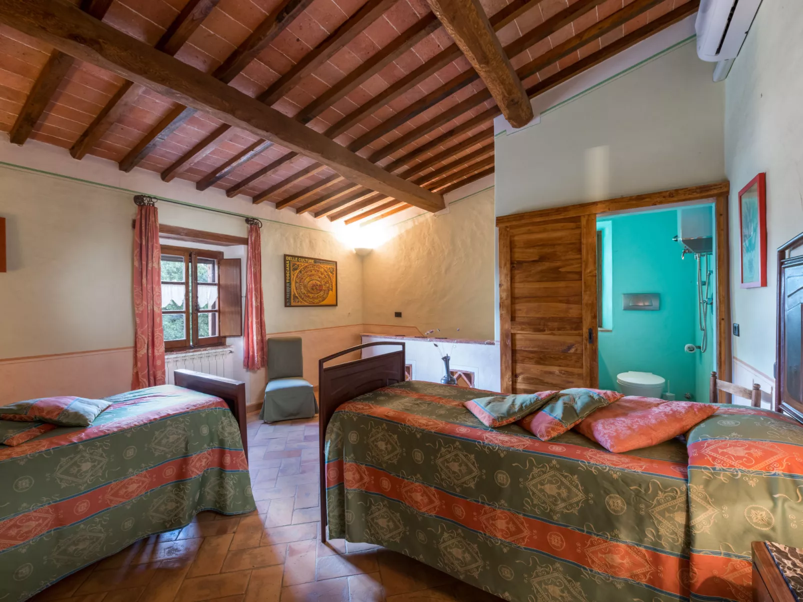 Casale Poggio Lupinaio-Inside