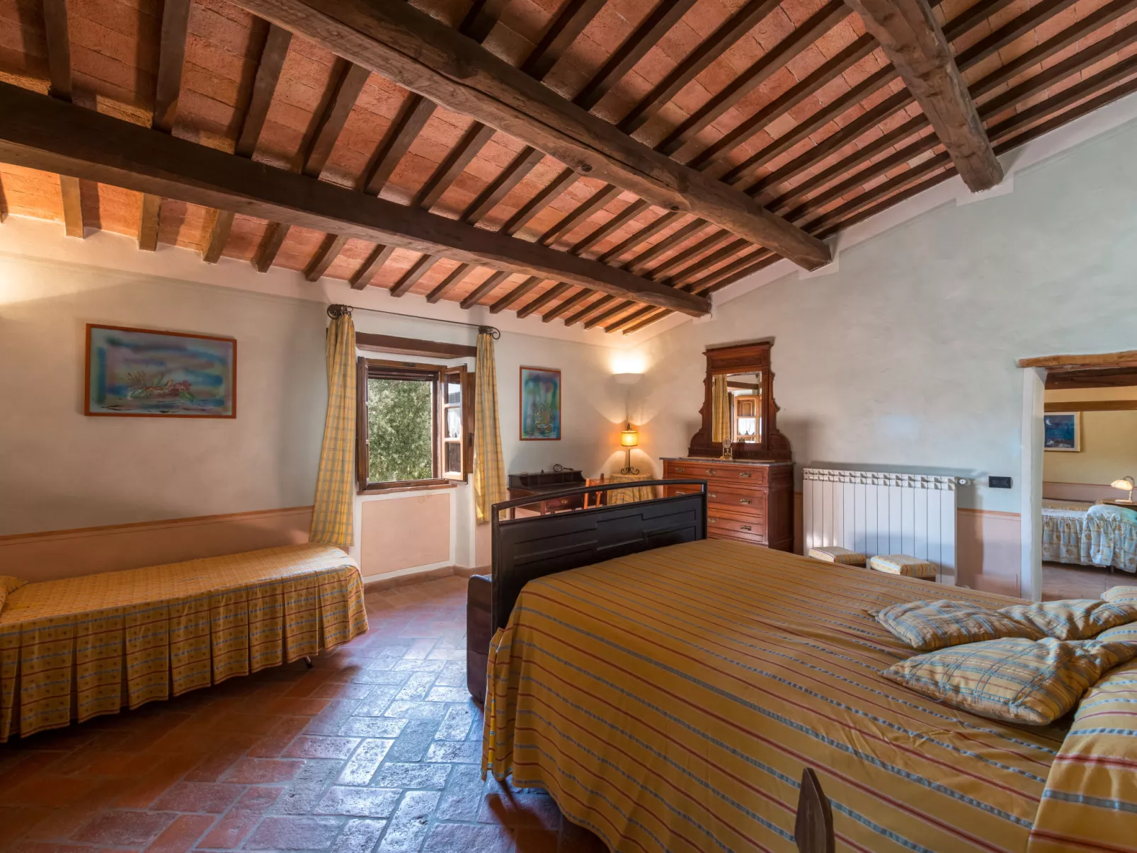 Casale Poggio Lupinaio-Inside
