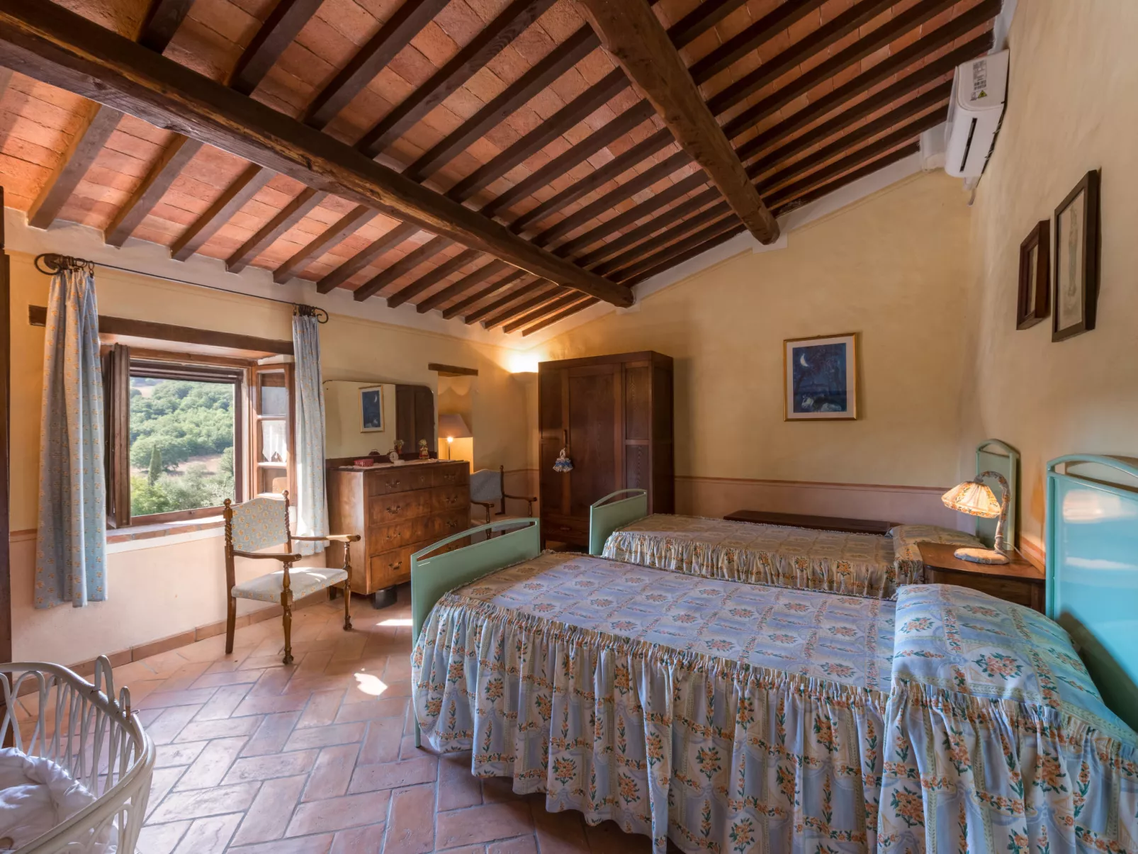 Casale Poggio Lupinaio-Inside
