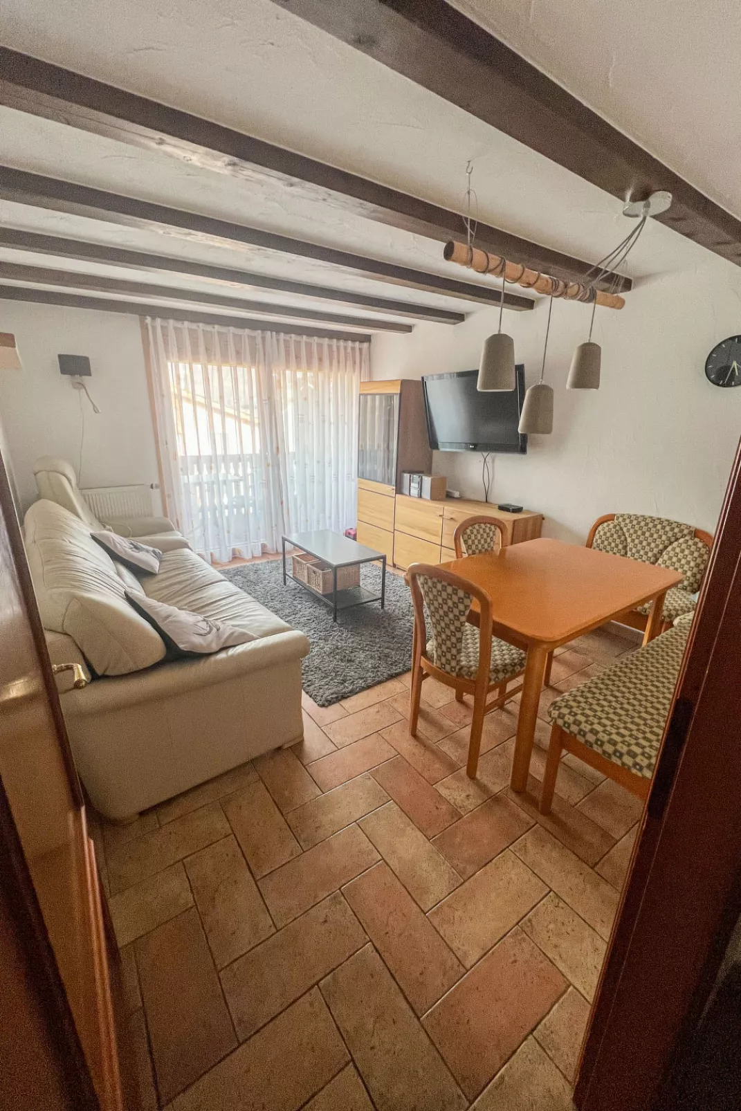 Apt.31-Inside