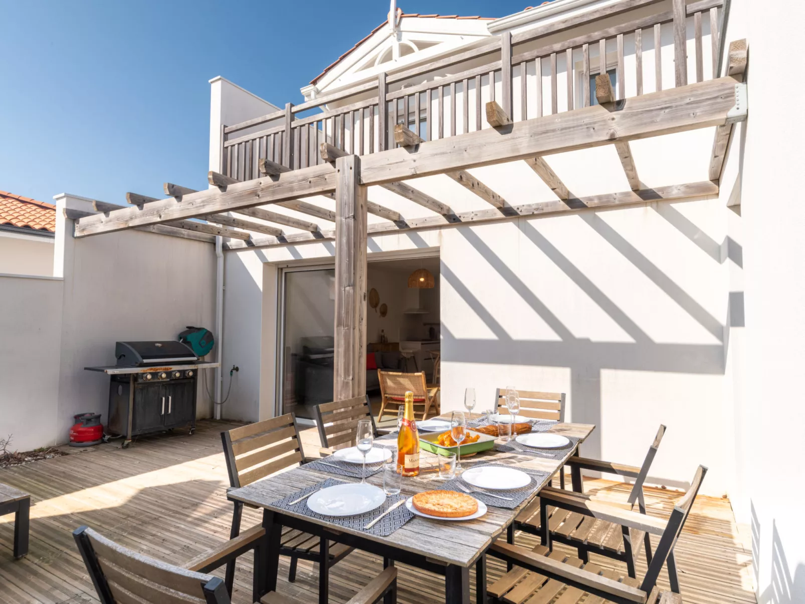 Les Patios de Flore-Outside