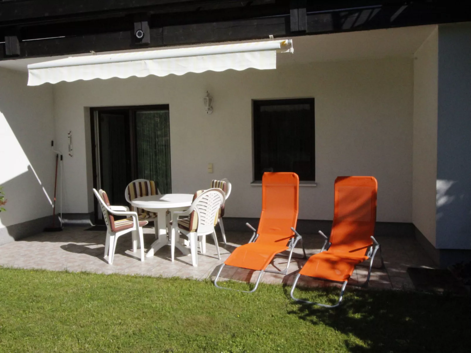 Terrace Garden Retreat-Draußen