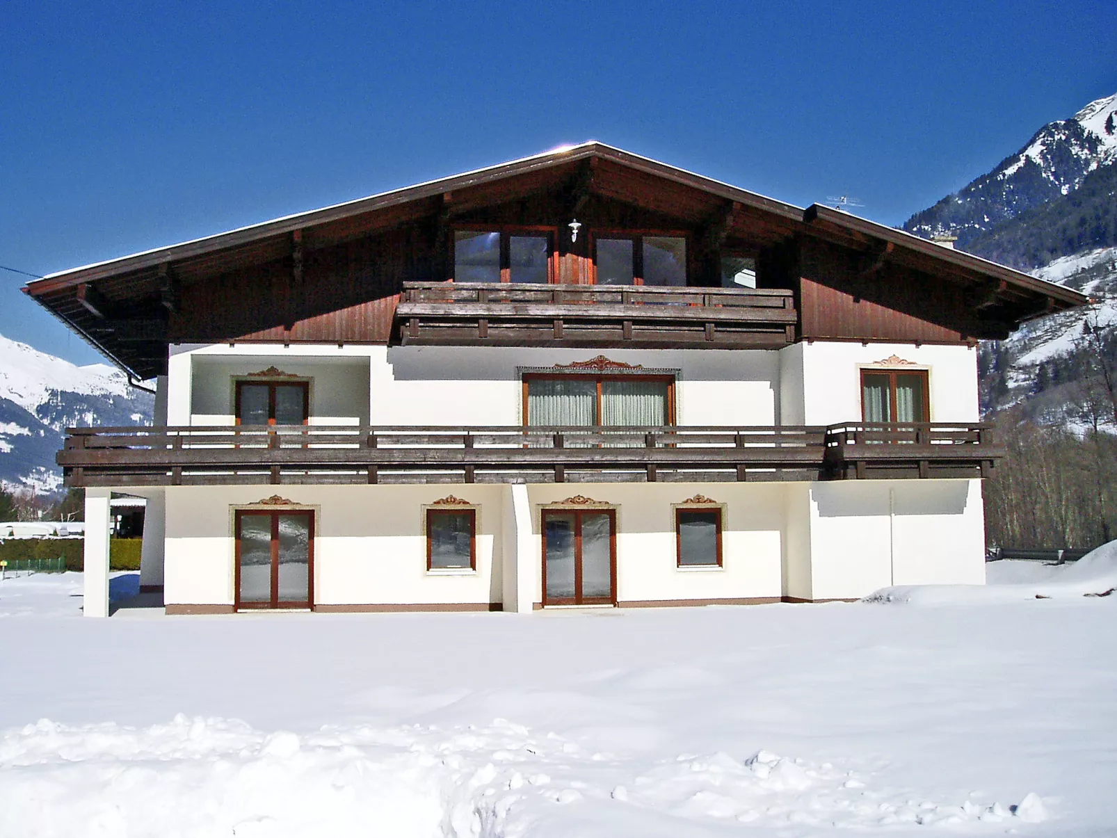 The Alpine Classic-Outside