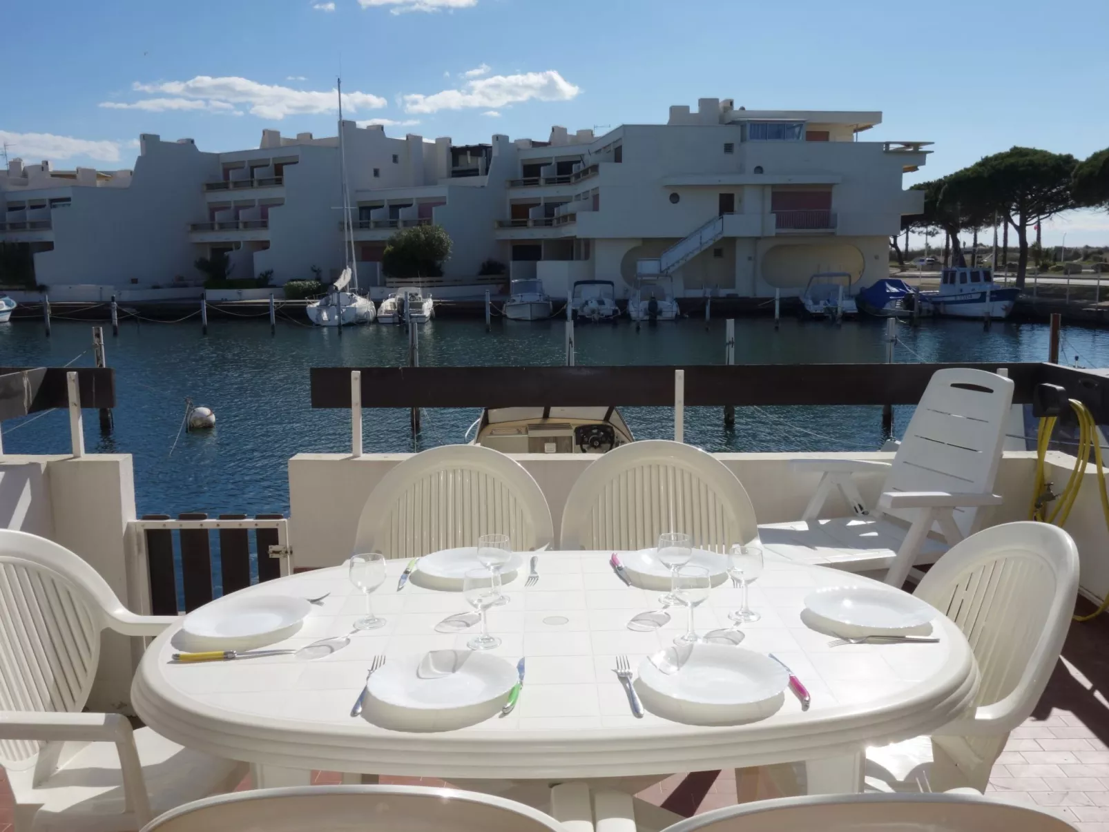 Les Marinas de la Plage I-Draußen