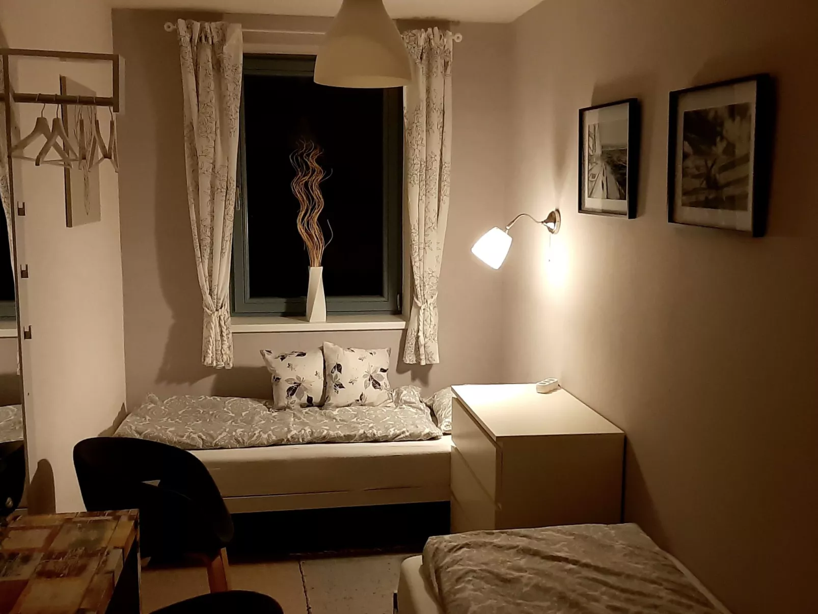 Řeporyje-Inside