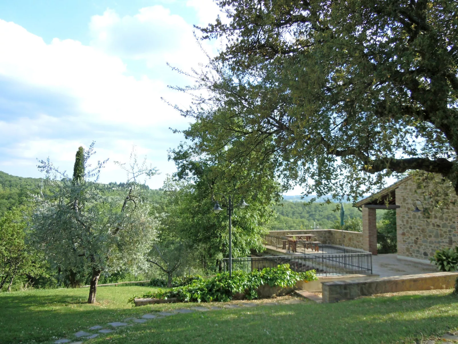 Malagronda-Outside
