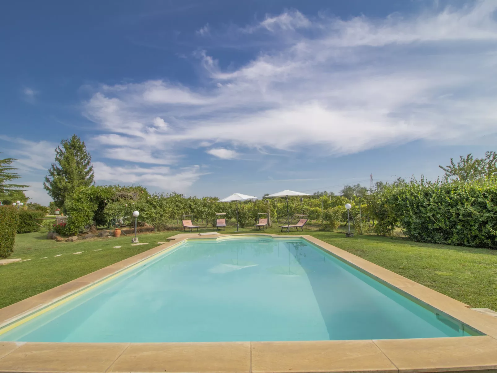 La Quercia-Outside