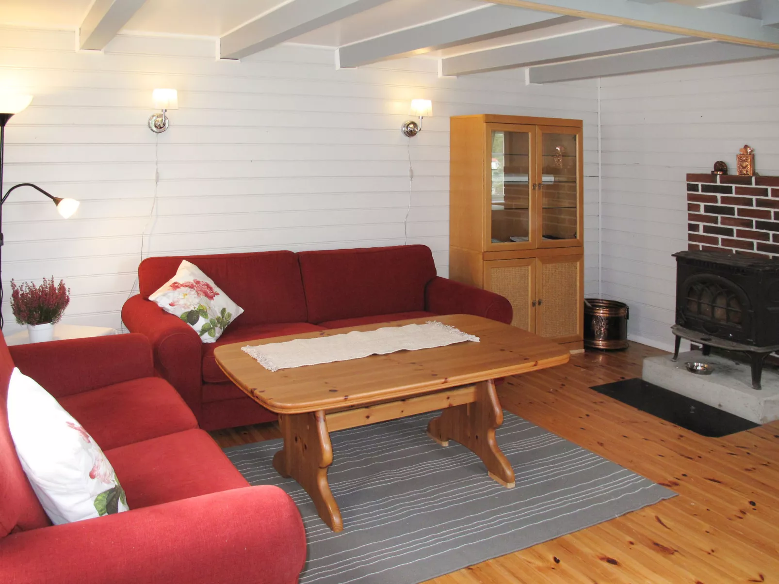 Laksevågen-Inside