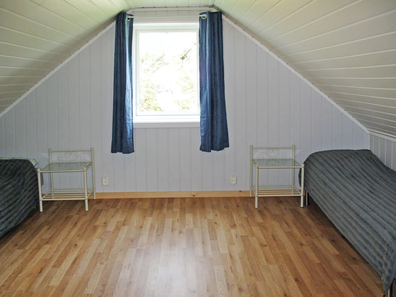 Laksevågen-Inside