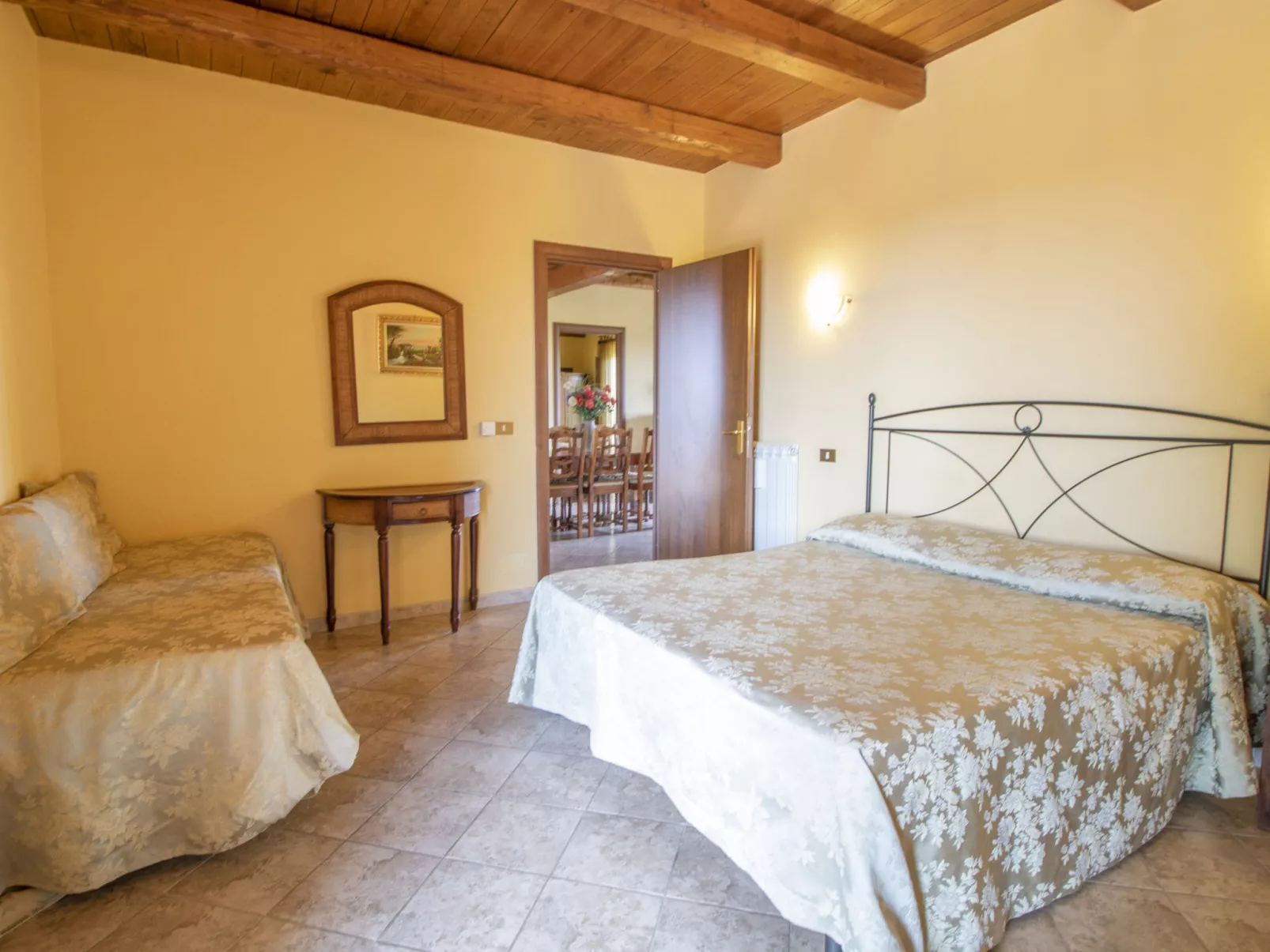 La Quercia-Inside