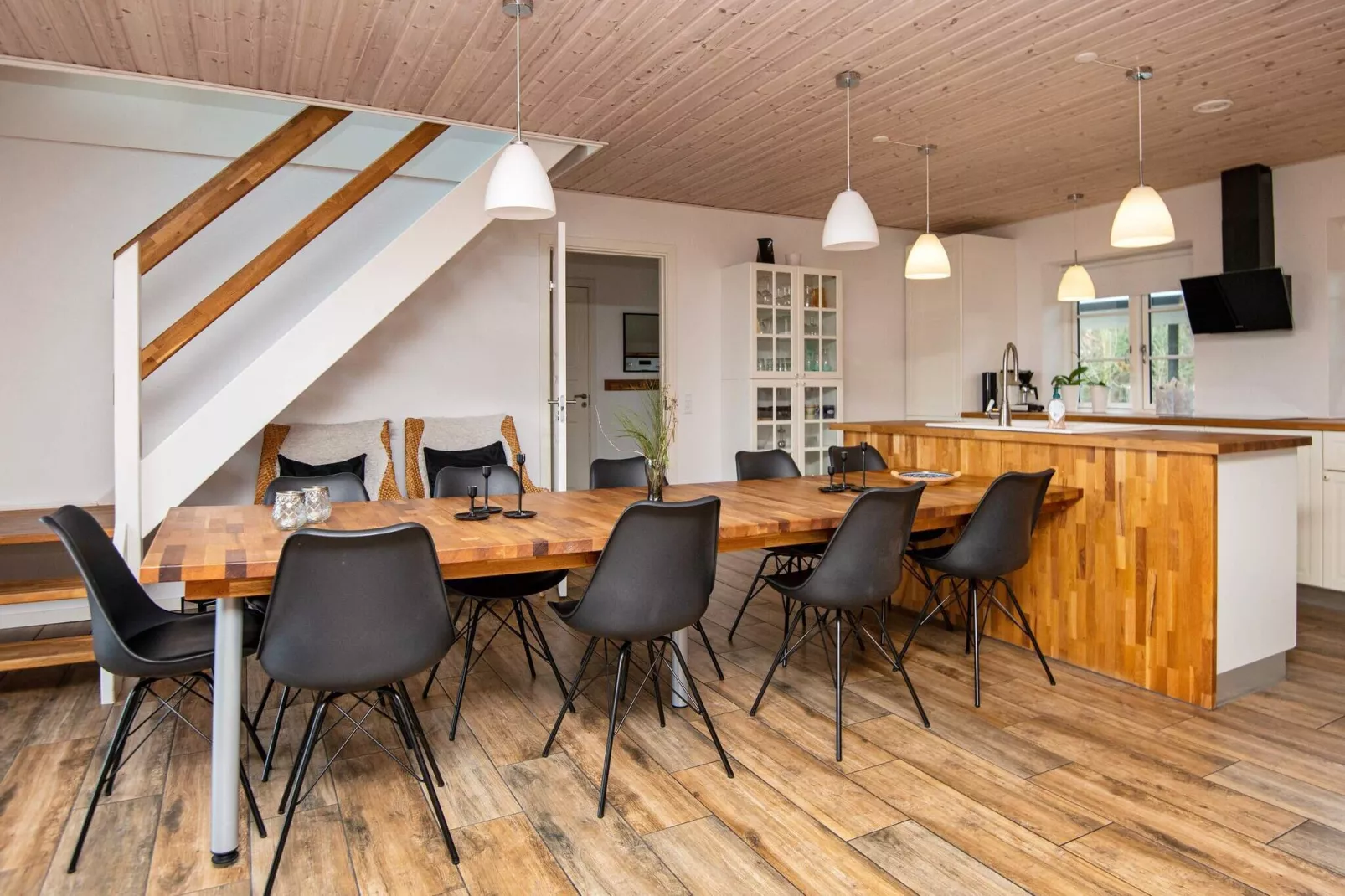 10 person holiday home in Glesborg-Indoor