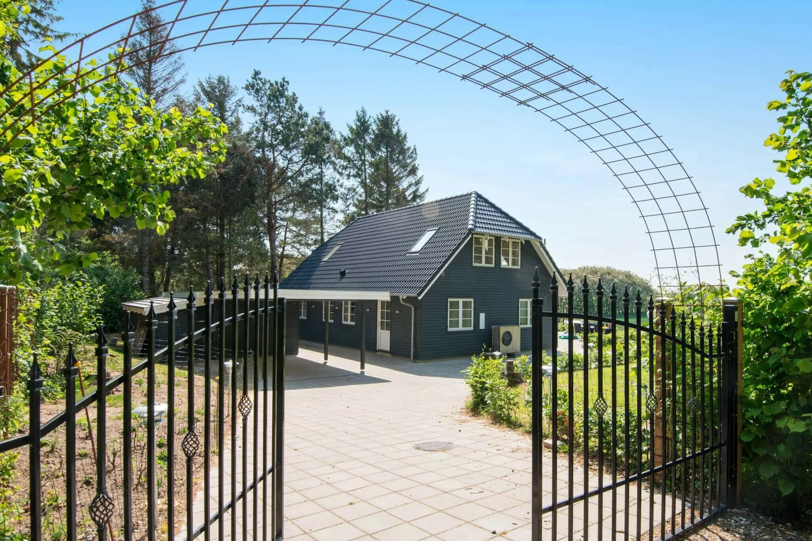 10 person holiday home in Glesborg-View
