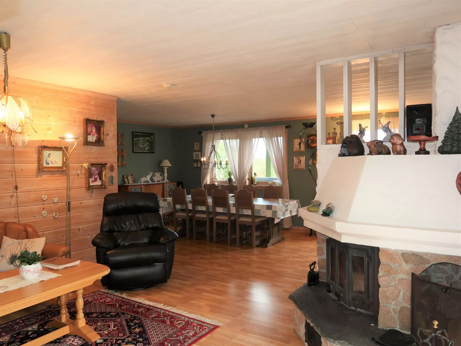 Gule huset-Inside