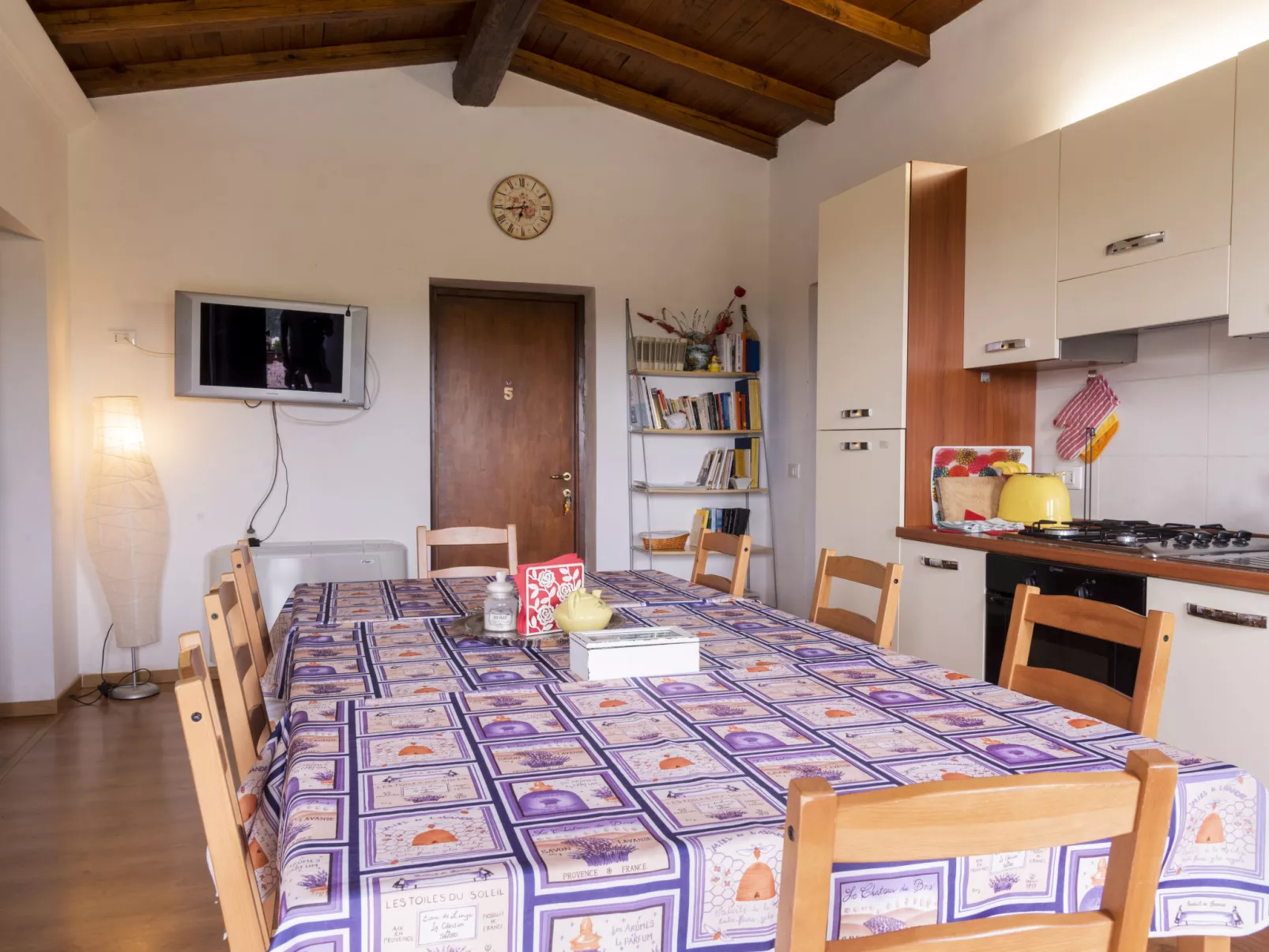 Casale Ai Noccioli (LVC165)-Inside