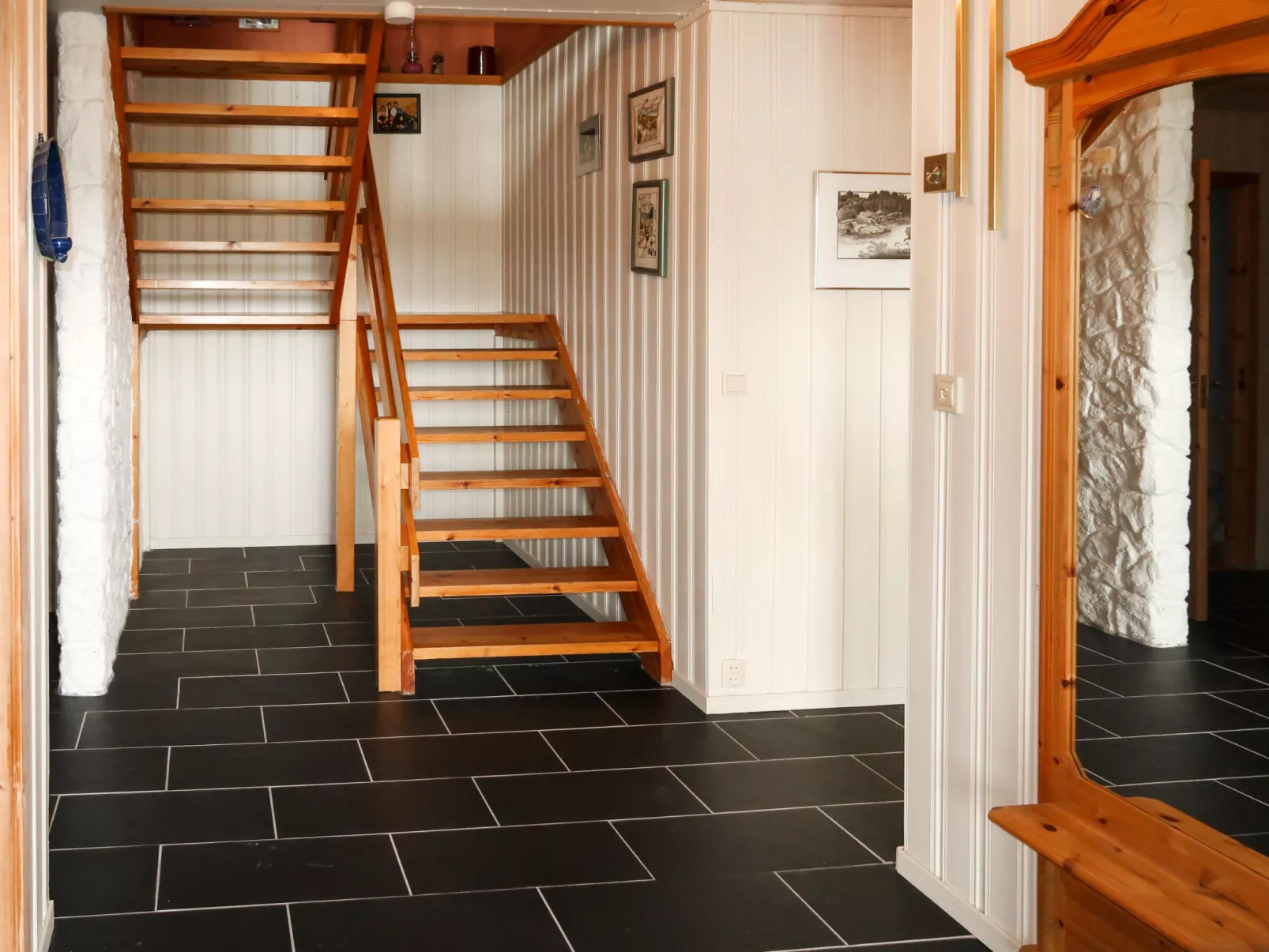 Gule huset-Inside