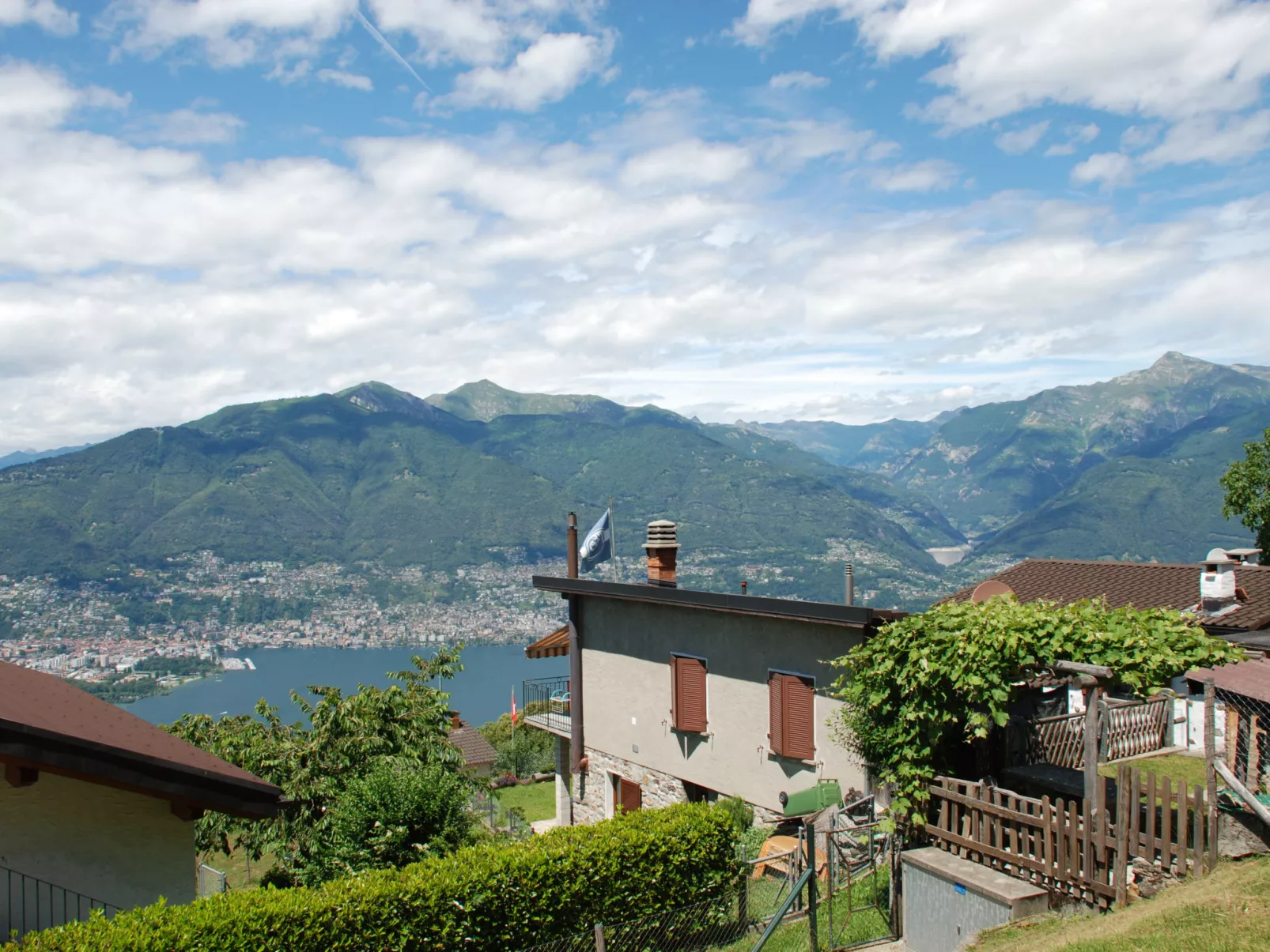 Baita Monti di Piazzogna-Outside