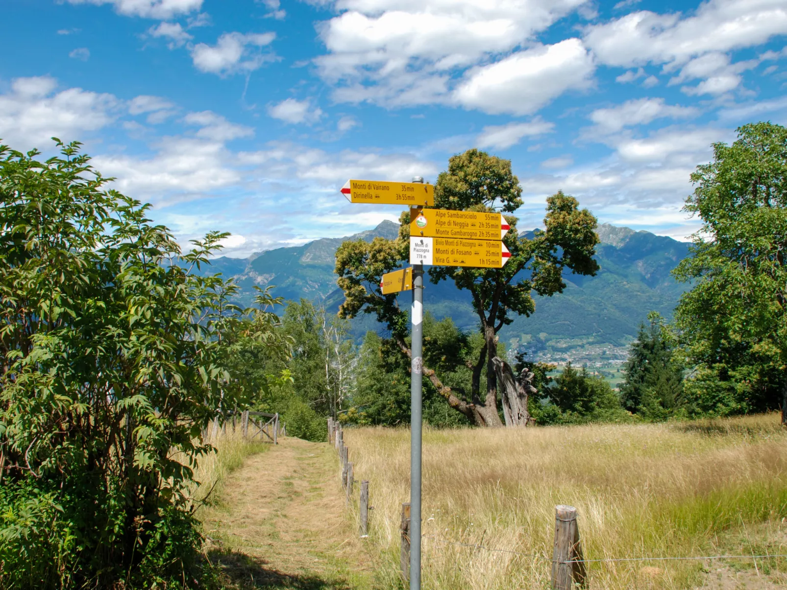 Baita Monti di Piazzogna-Outside