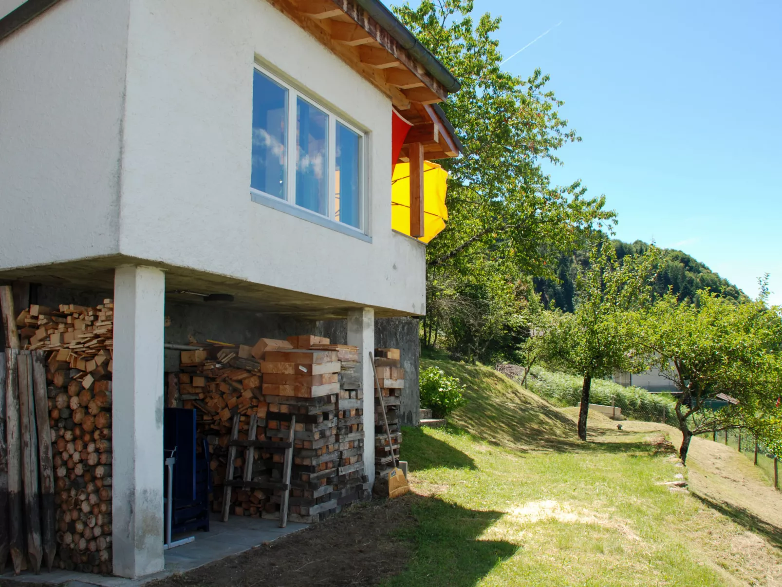 Baita Monti di Piazzogna-Outside