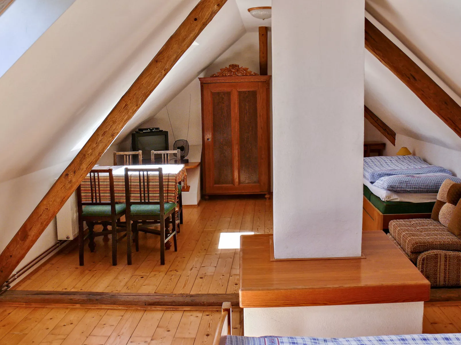 Polžov-Inside