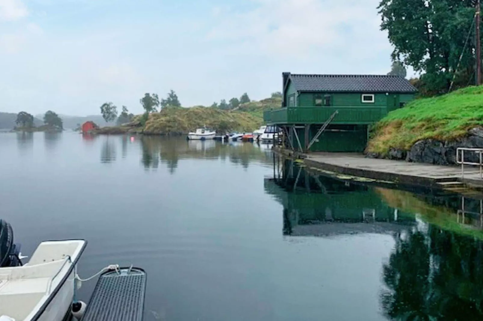 6 person holiday home in LINDÅS-Outdoor