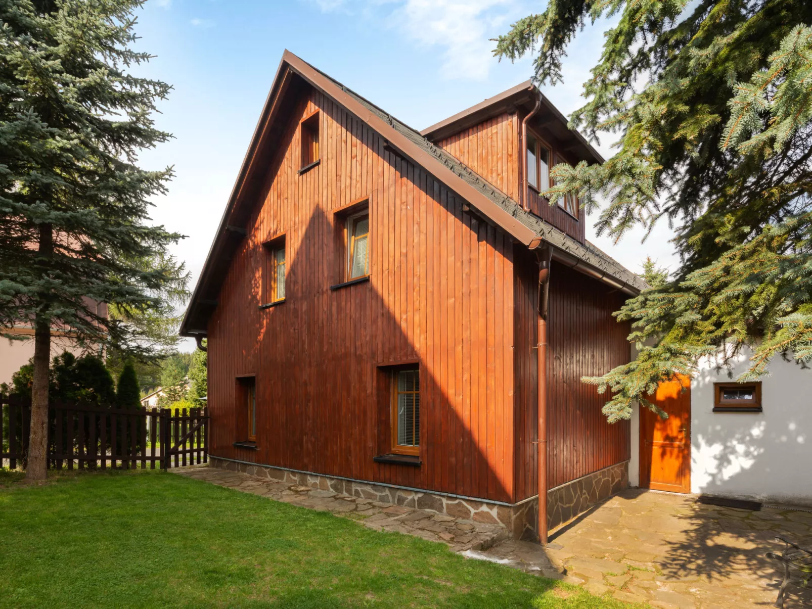 Kovářská-Outside
