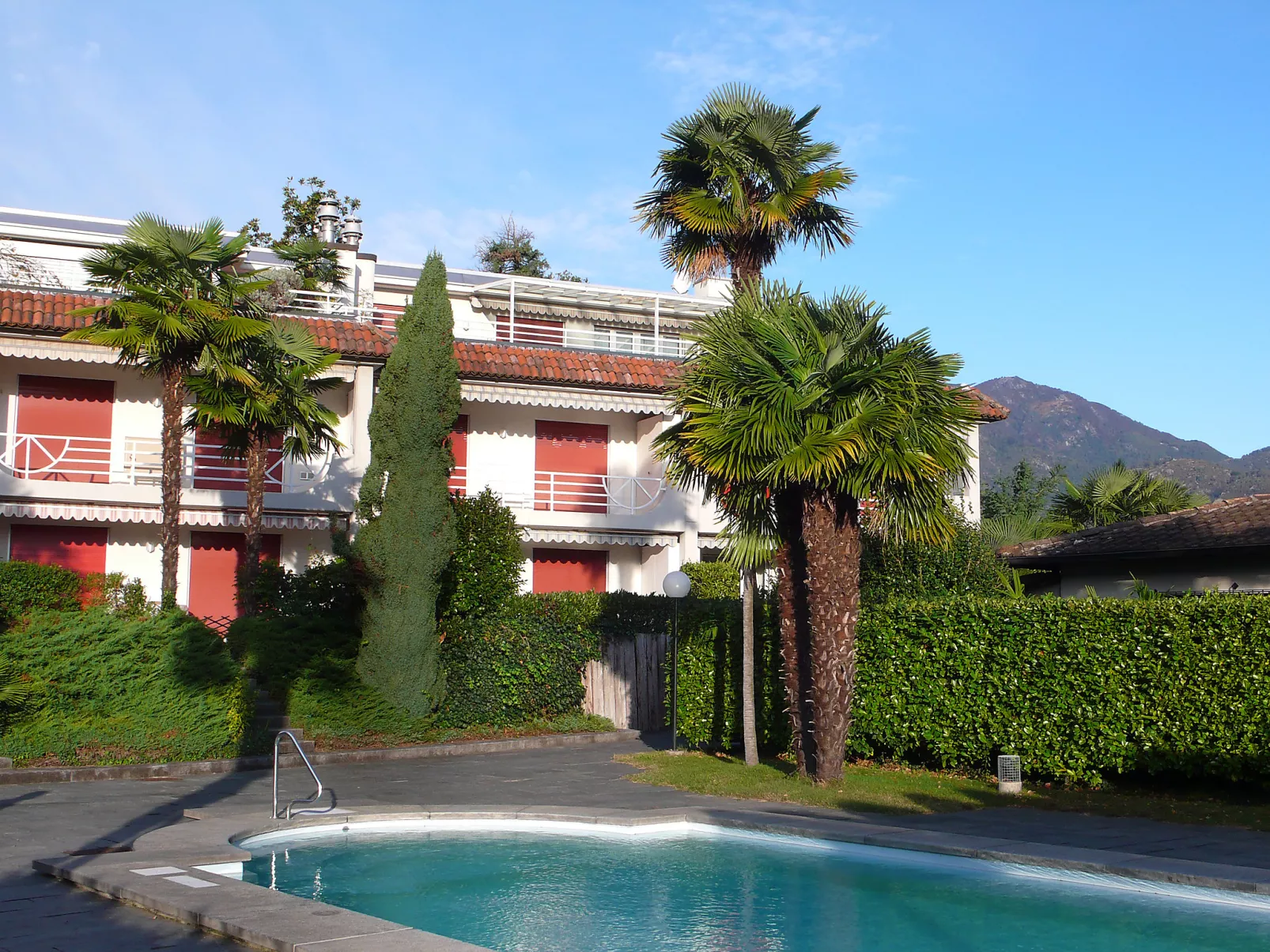 Collina Verde B-Outside