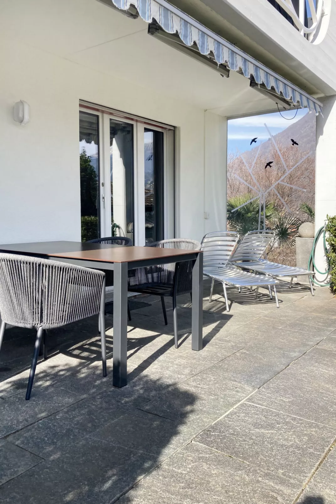Collina Verde B-Outside