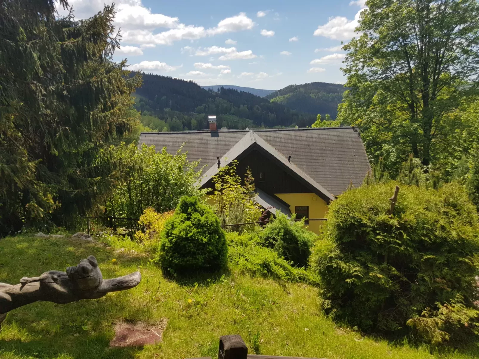 Albrechtice-Outside