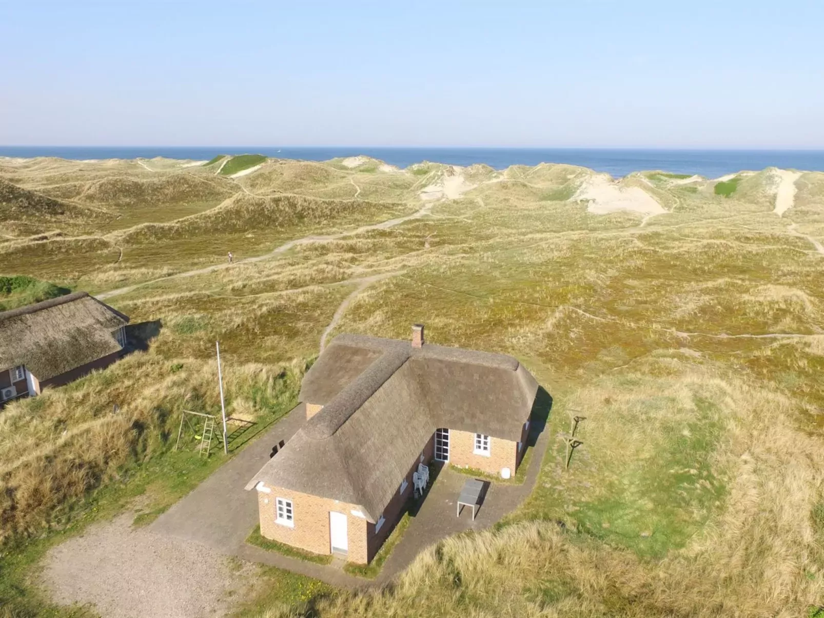 "Skuli" - 200m from the sea-Outside