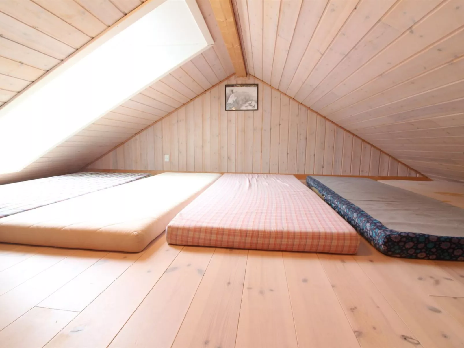 "Swen" - 1.3km from the sea-Inside