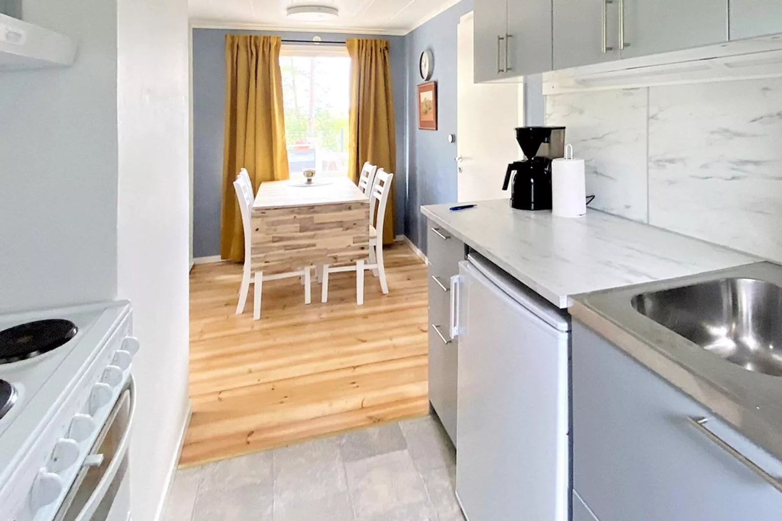 Maison de vacances pour 5 a TENHULT/JÖNKÖPING-Intérieur