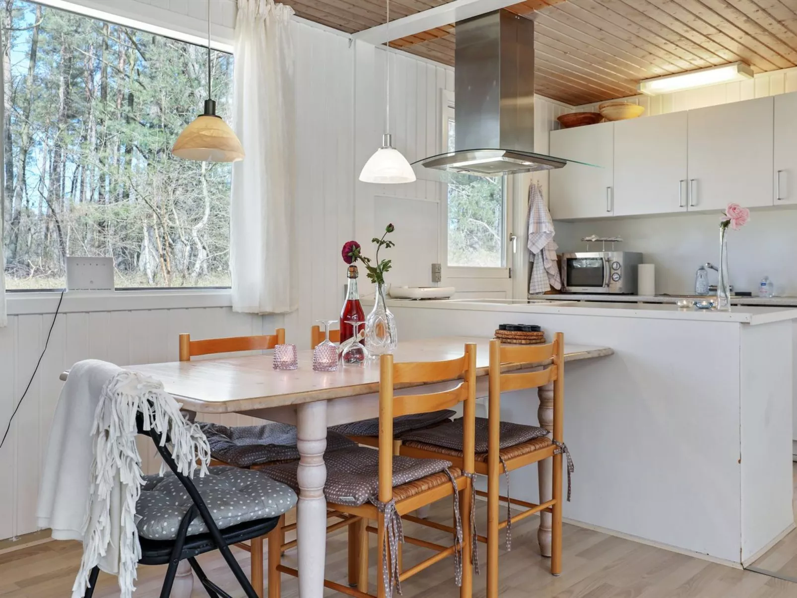 "Mikkelina" - 700m from the sea-Outside