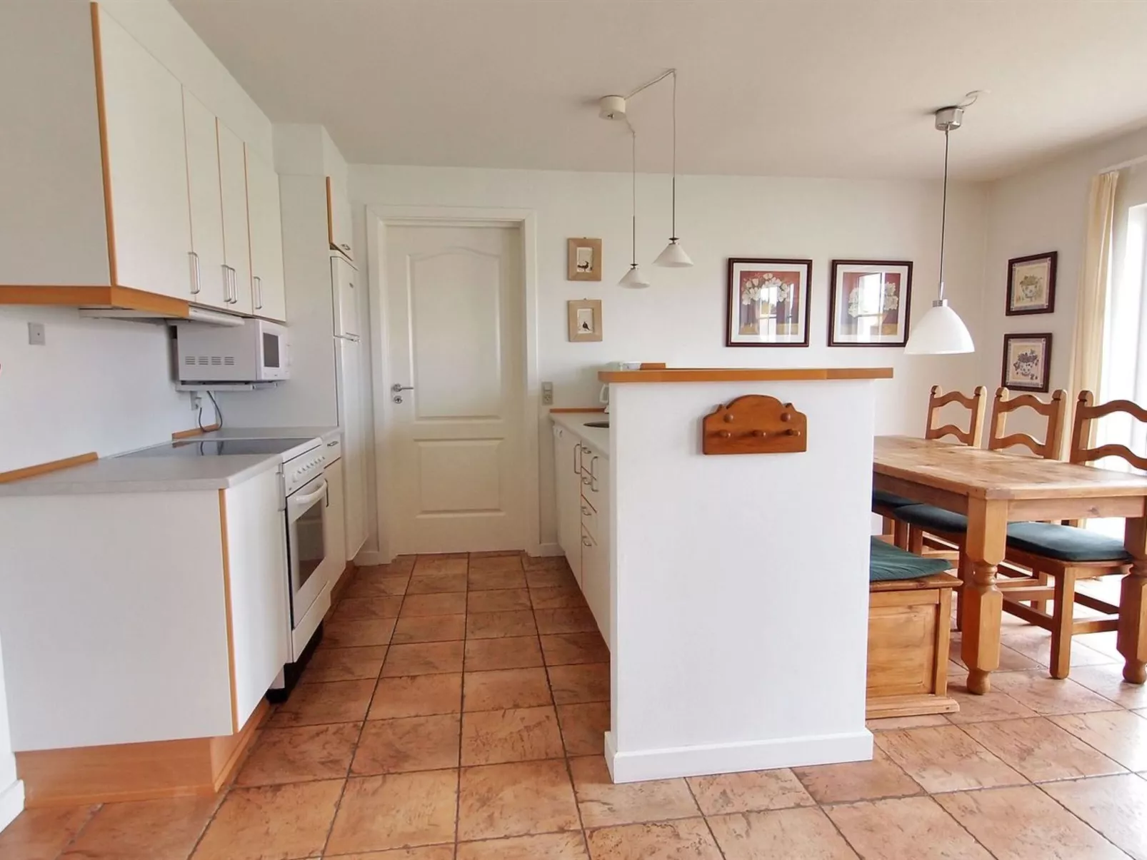 "Matleena" - 200m from the sea-Inside