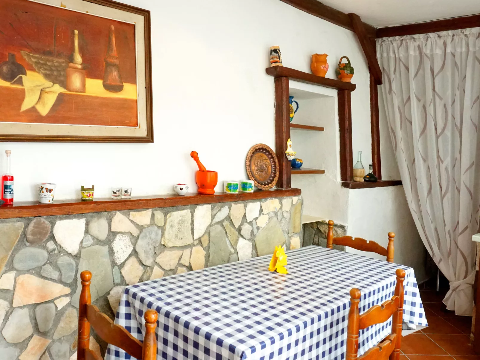 Fontanarosa-Inside
