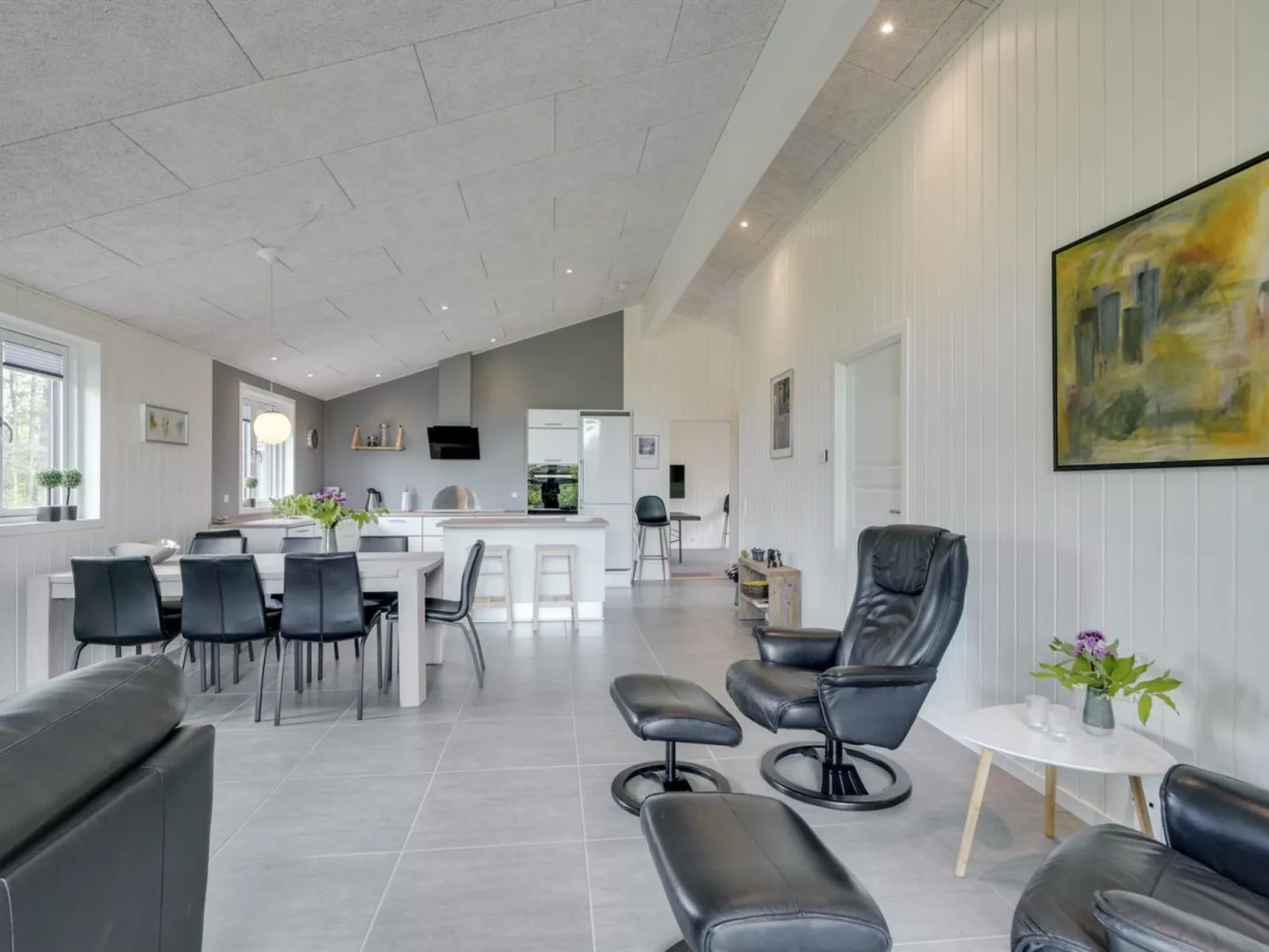 "Gardi" - 14km from the sea-Inside