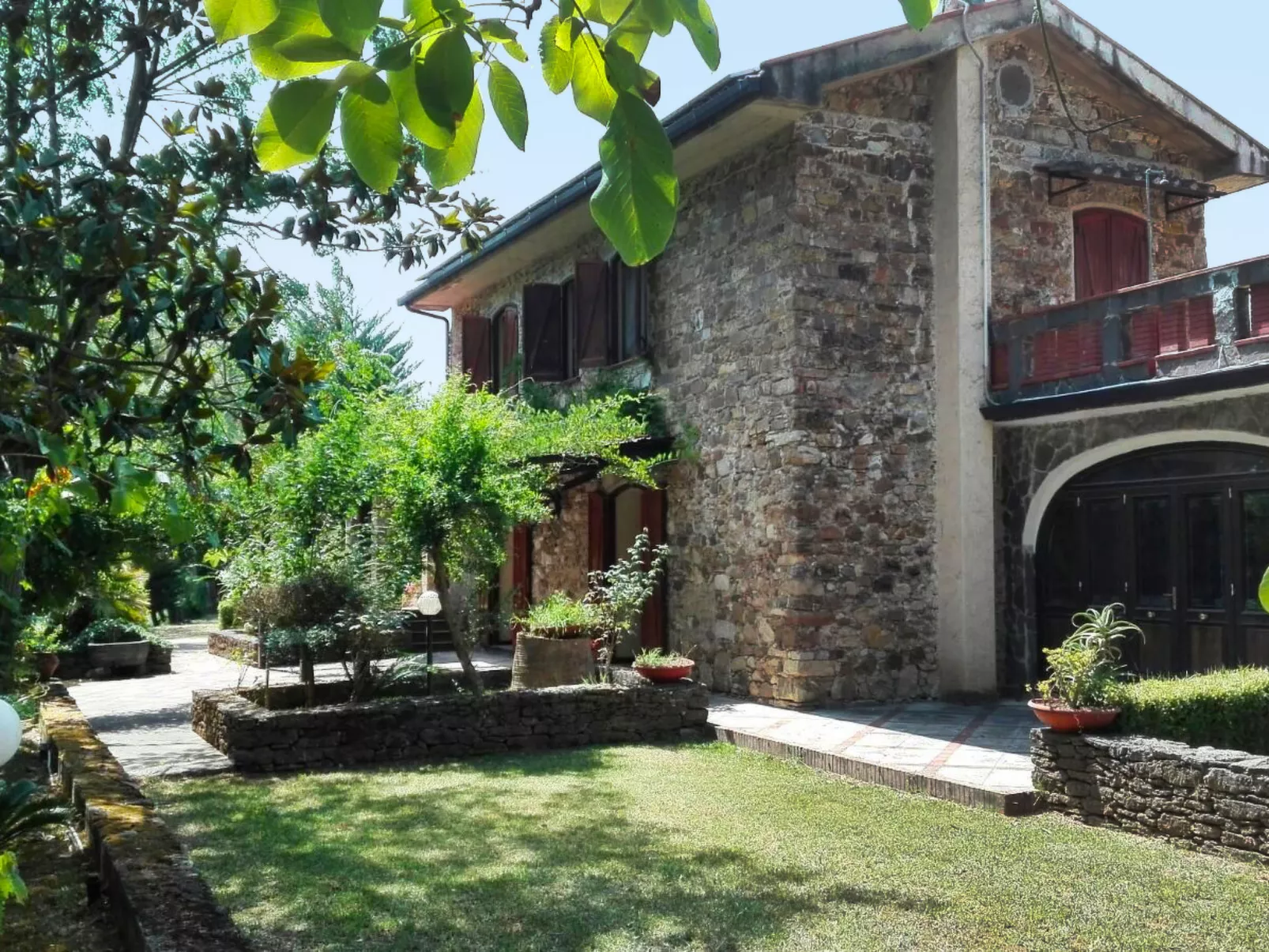 Tenuta Valente-Dehors