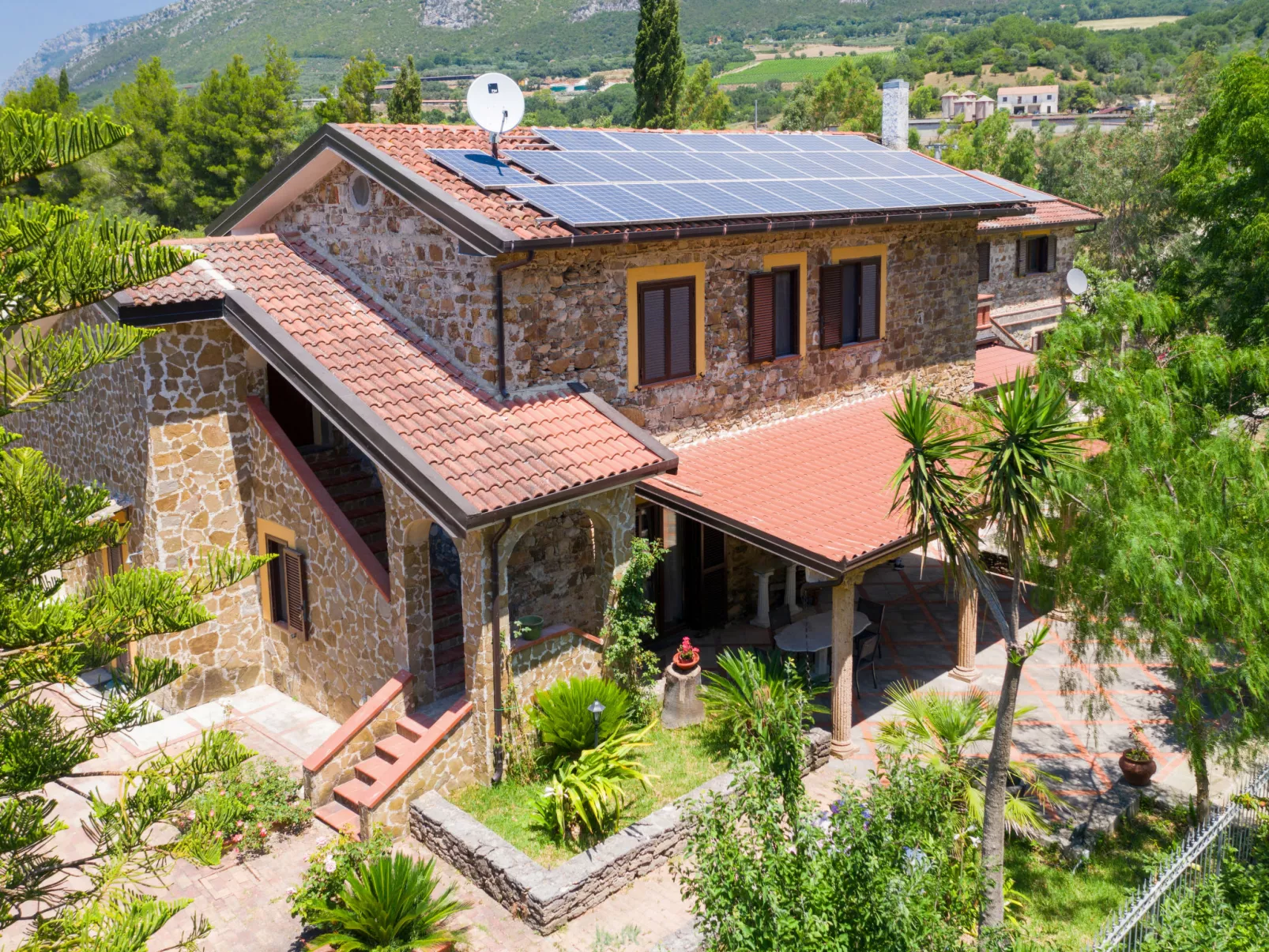 Tenuta Valente-Dehors