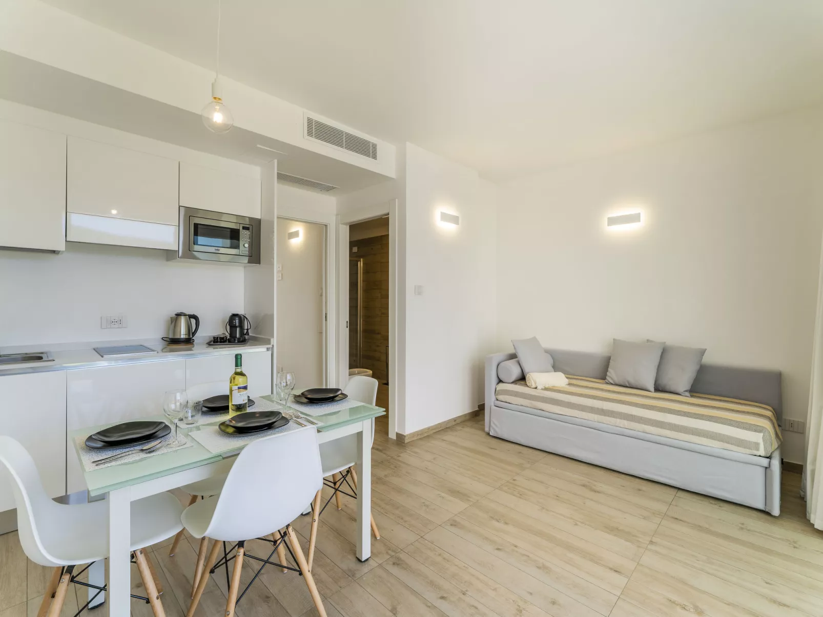 Capo Falcone Charming Apartment-Inside
