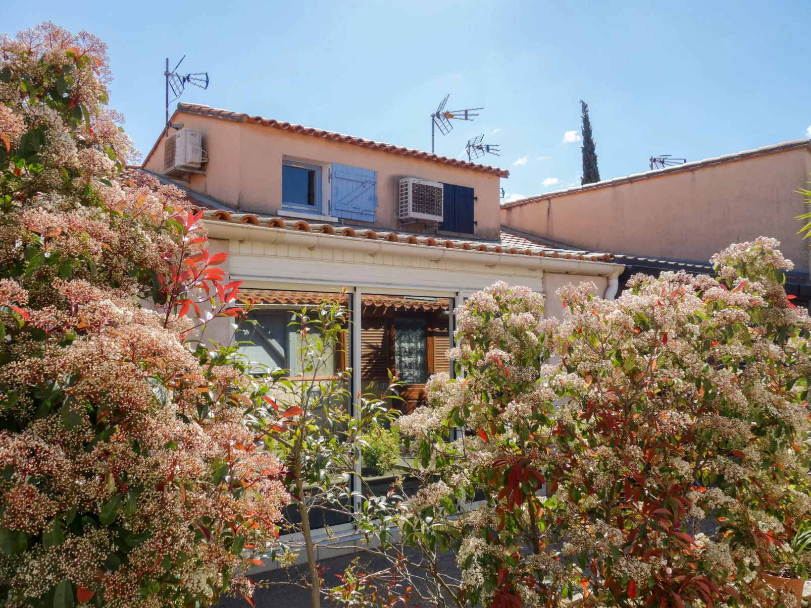 Les Patios de La Mer-Outside