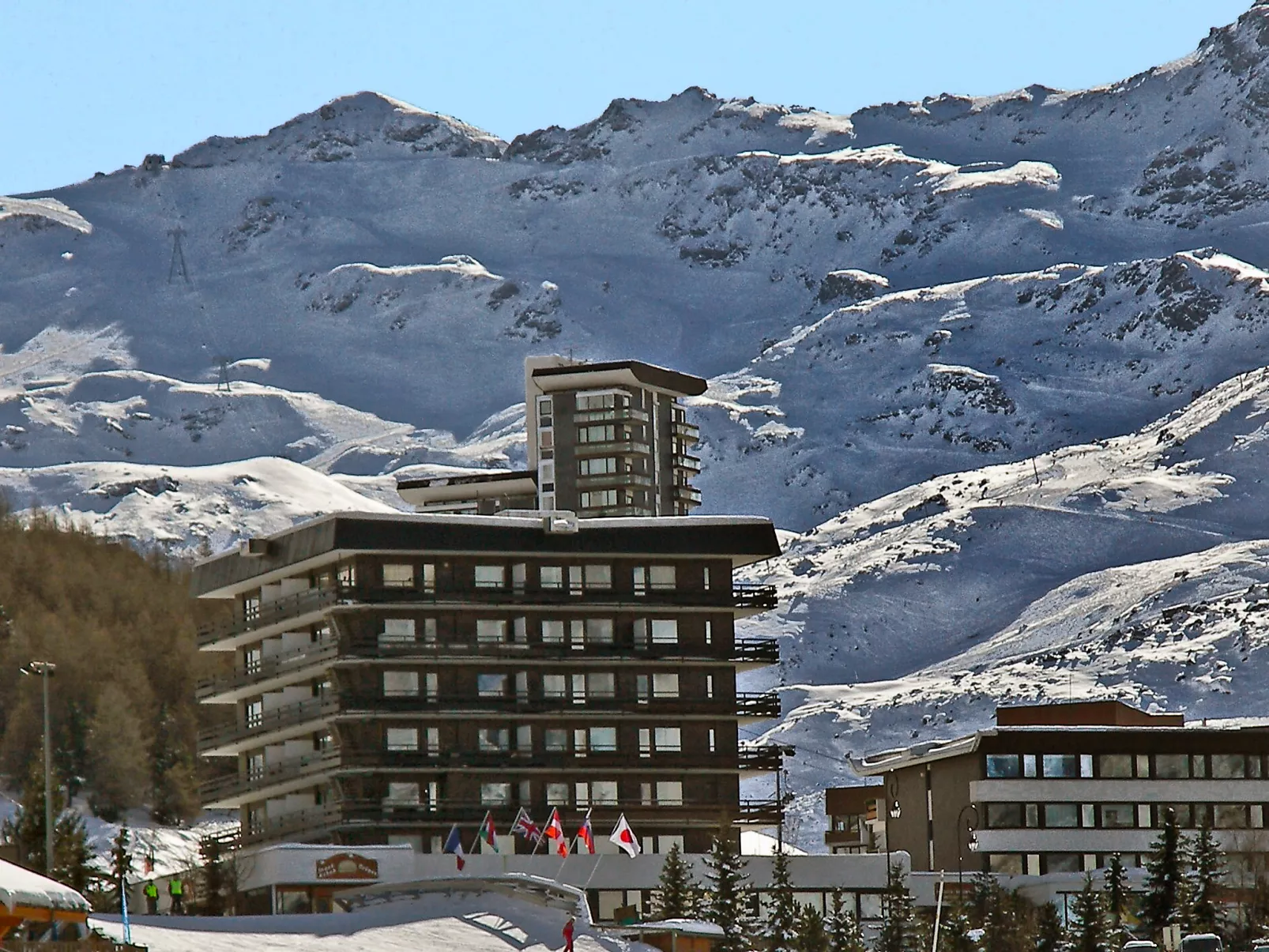 Oisans 37-Outside