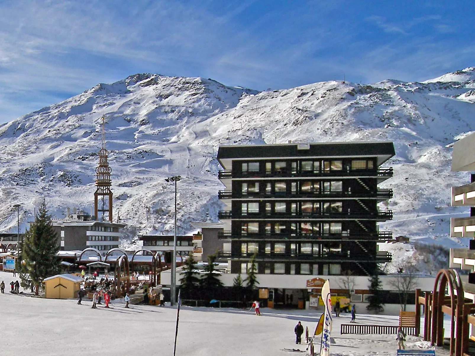 Oisans 37-Outside